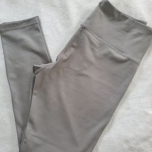 Zyia light n tight metallic gray leggings sz. 6-8